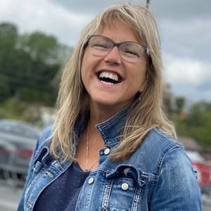 Meet your Posher, Theresa